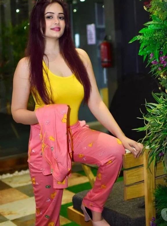 Models escort Mount Abu