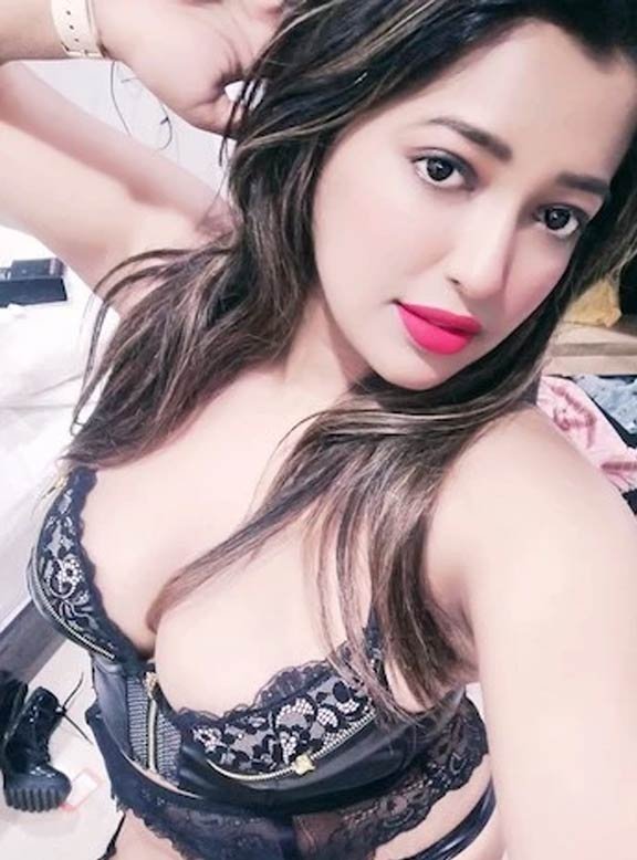 Mount Abu aged housewife Call Girl
